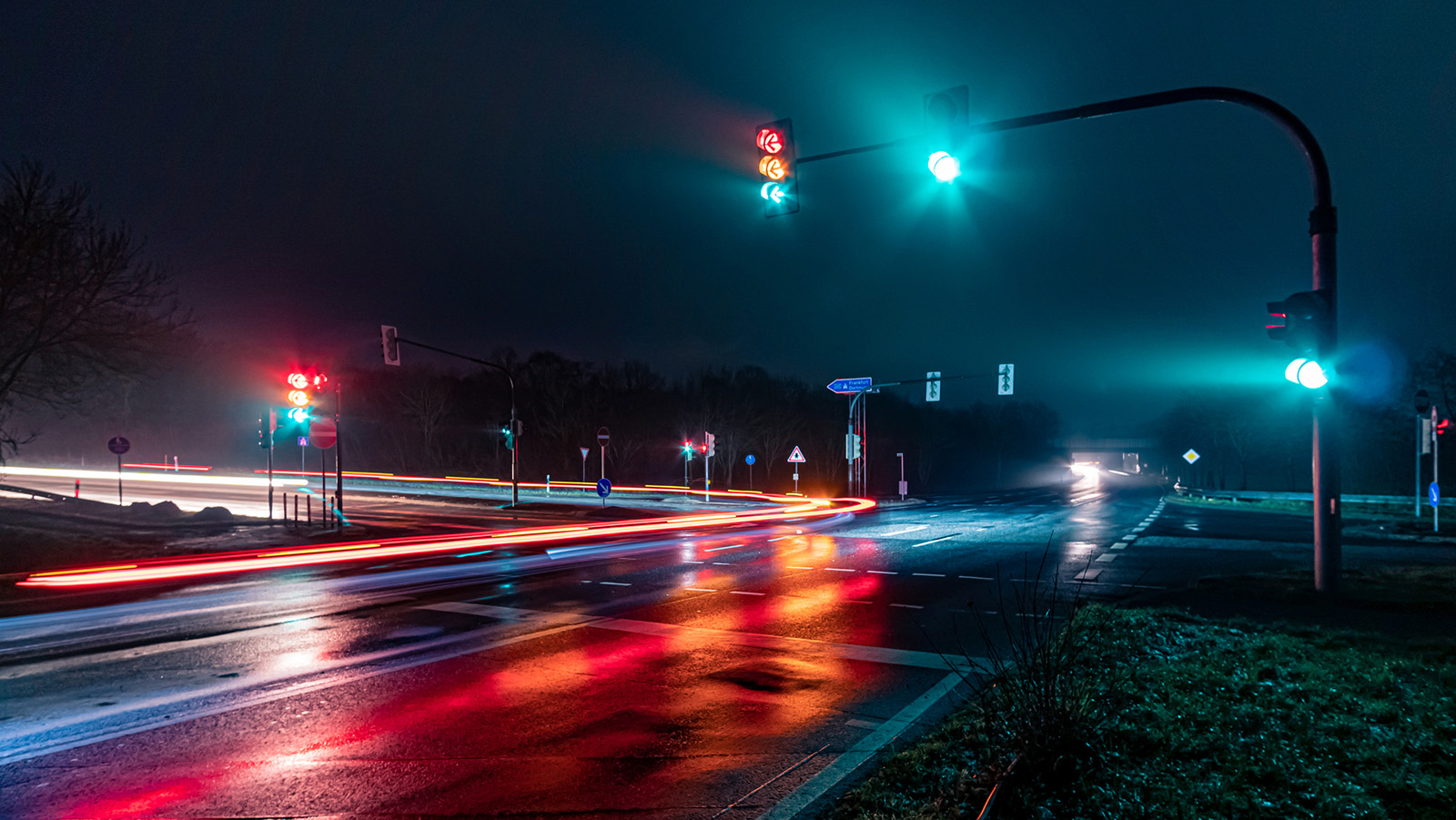 Traffic lights at night